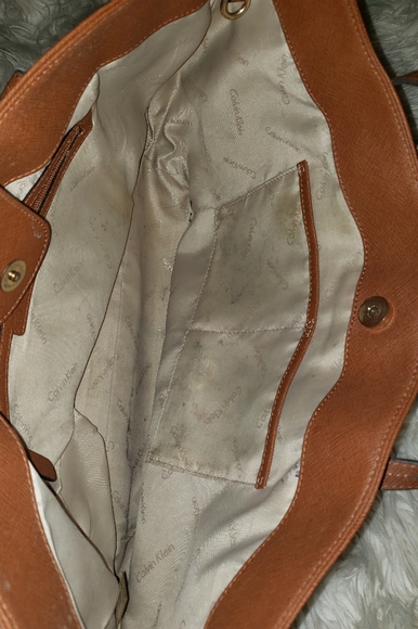 Calvin klein purse - Picture 3 of 3